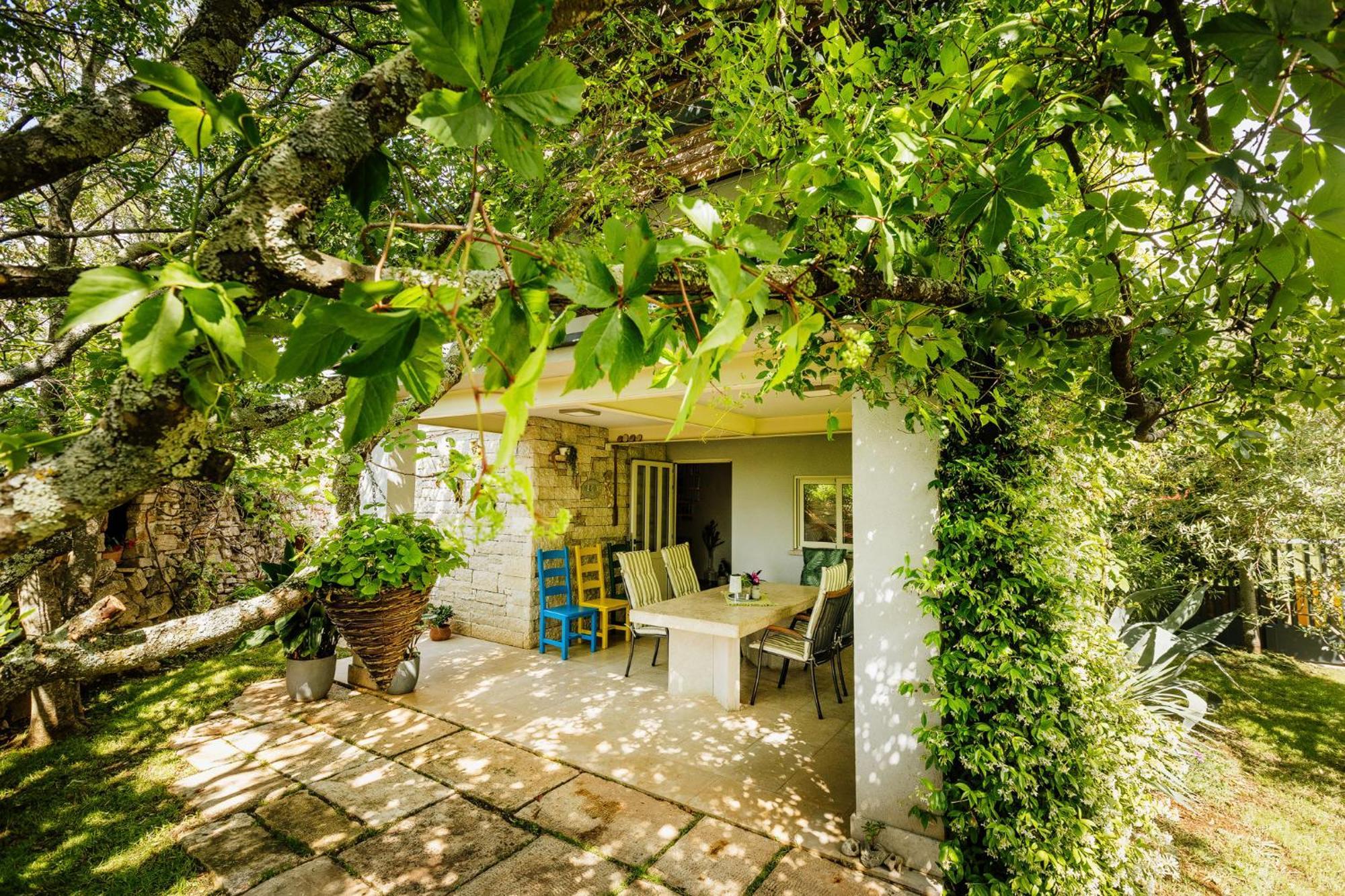 Peroj'S Green Oasis - Holiday Home Eksteriør bilde